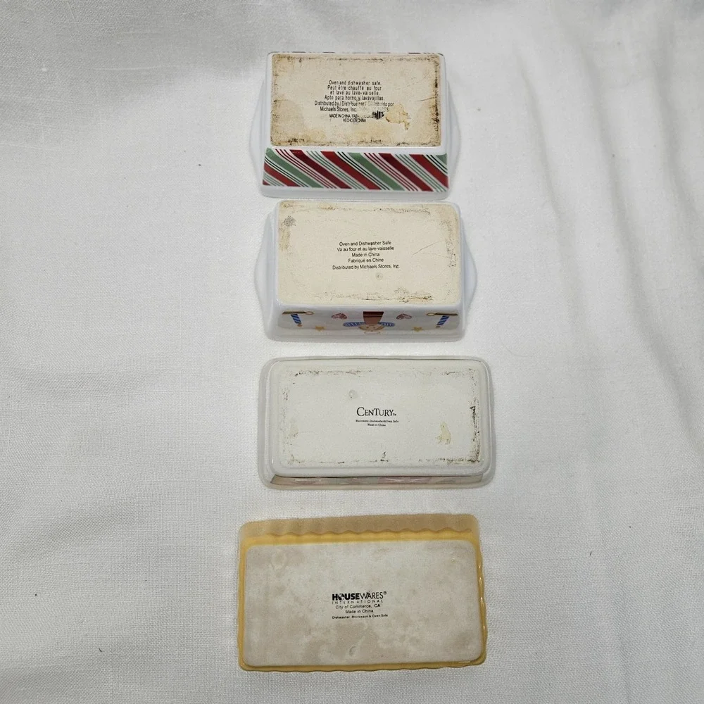 Holiday Mini Loaf Pan Set of 4 Mini Multicolor Ceramic Christmas Decor baking‎